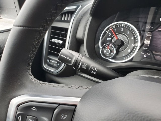 2025 RAM 1500 Big Horn Crew Cab 4x4 5'7' Box