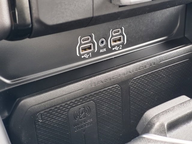 2025 RAM 1500 Big Horn Crew Cab 4x4 5'7' Box