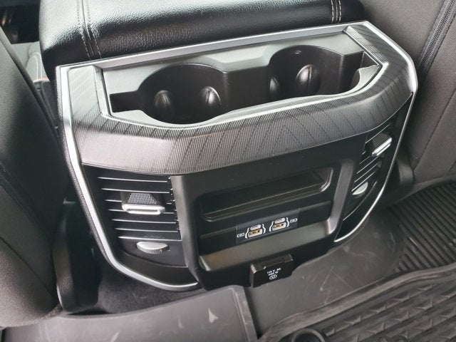 2025 RAM 1500 Big Horn Crew Cab 4x4 5'7' Box