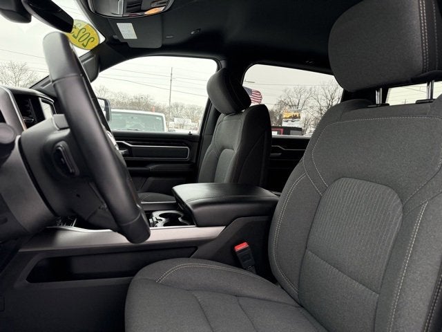 2023 RAM 1500 Big Horn Crew Cab 4x4 5'7' Box