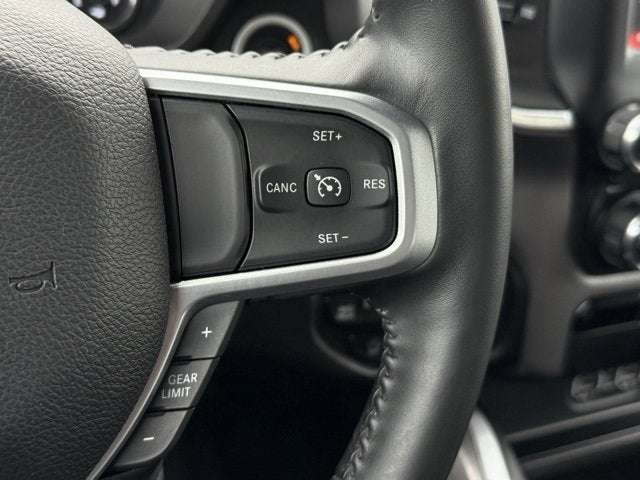 2023 RAM 1500 Big Horn Crew Cab 4x4 5'7' Box