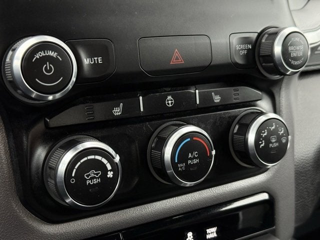 2023 RAM 1500 Big Horn Crew Cab 4x4 5'7' Box