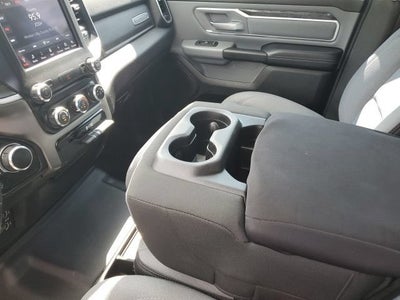 2019 RAM 1500 Big Horn/Lone Star Crew Cab 4x4 5'7' Box