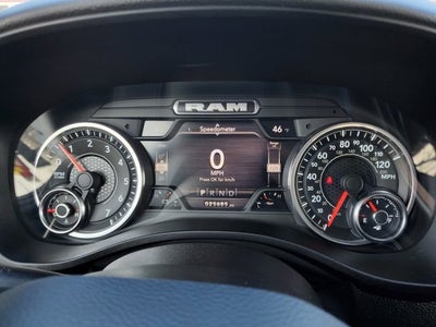 2022 RAM 1500 Big Horn Crew Cab 4x4 6'4' Box