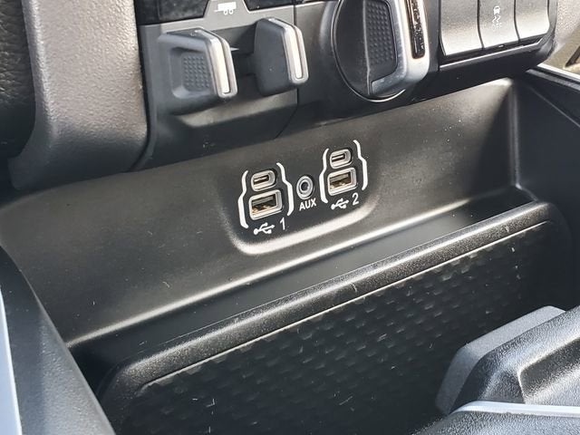 2022 RAM 1500 Big Horn Crew Cab 4x4 6'4' Box