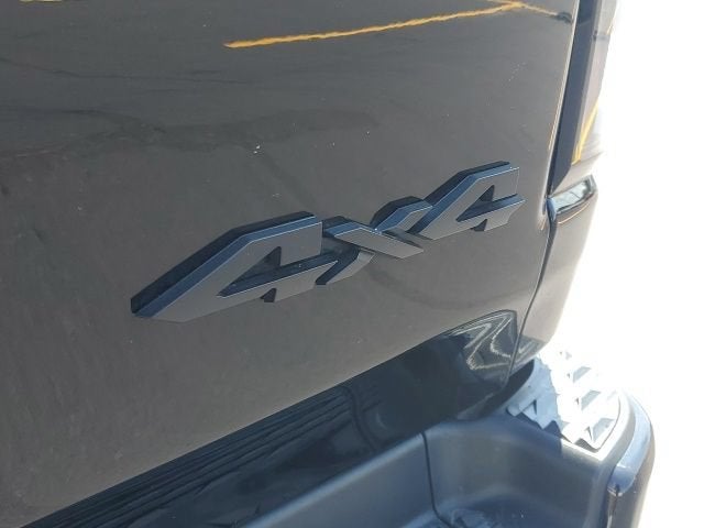 2022 RAM 1500 Big Horn Quad Cab 4x4 6'4' Box