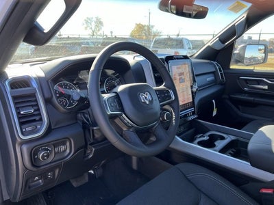 2026 RAM 1500 Big Horn Crew Cab 4x4 5'7' Box