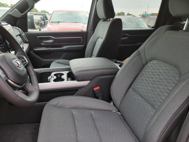 2027 RAM Ram 1500 RAM 1500 BIG HORN CREW CAB 4X4 5'7' BOX