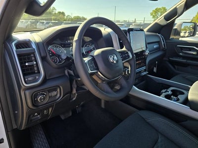 2027 RAM Ram 1500 RAM 1500 BIG HORN CREW CAB 4X4 5'7' BOX