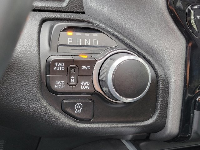2023 RAM 1500 Big Horn Crew Cab 4x4 5'7' Box