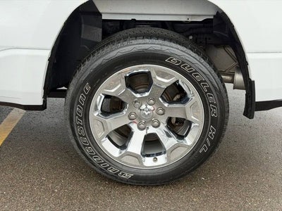 2022 RAM 1500 Big Horn Crew Cab 4x4 5'7' Box