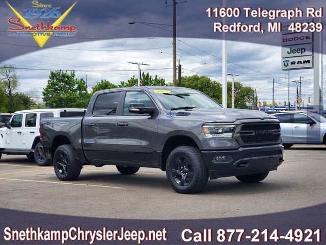 2022 RAM 1500 Big Horn Crew Cab 4x4 5'7' Box