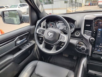 2022 RAM 1500 Big Horn Crew Cab 4x4 5'7' Box