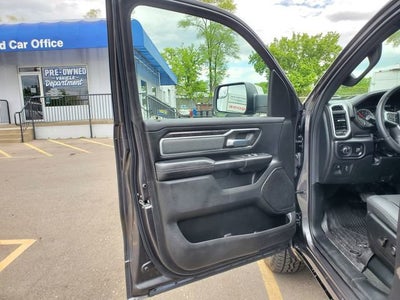 2022 RAM 1500 Big Horn Crew Cab 4x4 5'7' Box