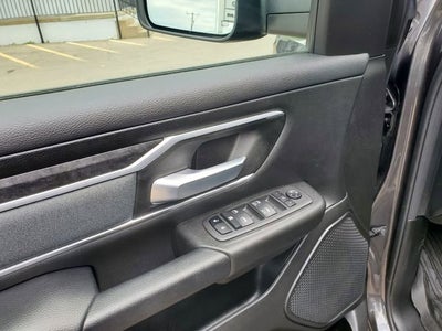 2022 RAM 1500 Big Horn Crew Cab 4x4 5'7' Box