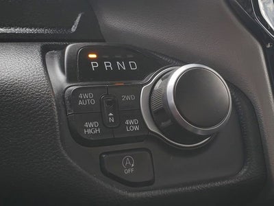 2020 RAM 1500 Big Horn Crew Cab 4x4 5'7' Box