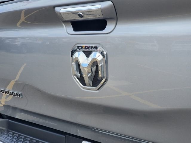 2020 RAM 1500 Big Horn Crew Cab 4x4 5'7' Box