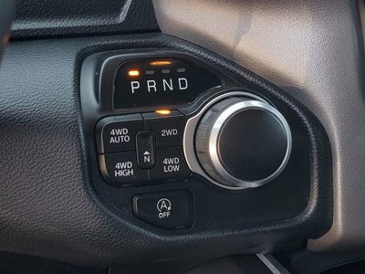 2022 RAM 1500 Big Horn Crew Cab 4x4 5'7' Box