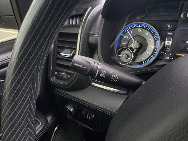 2020 RAM 1500 Limited Crew Cab 4x4 5'7' Box