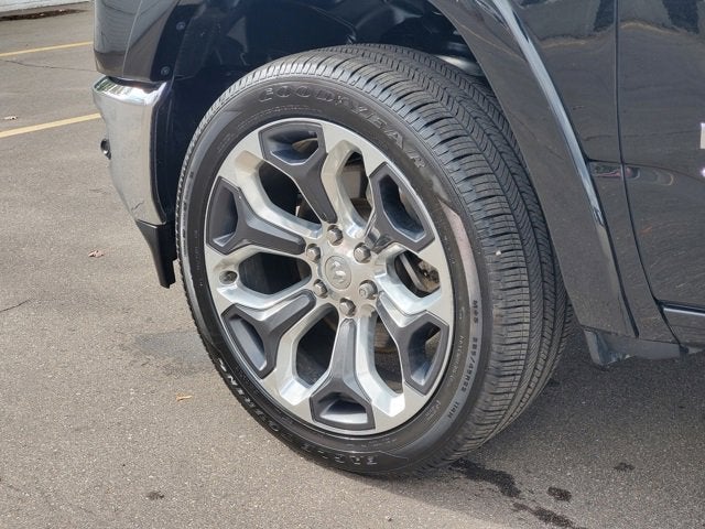 2020 RAM 1500 Limited Crew Cab 4x4 5'7' Box