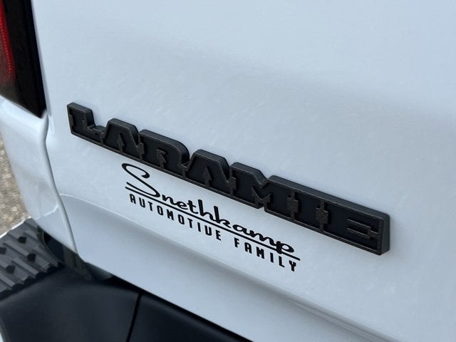 2026 RAM 1500 Laramie Crew Cab 4x4 5'7' Box