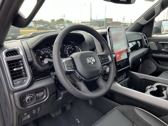 2026 RAM 1500 Laramie Crew Cab 4x4 5'7' Box