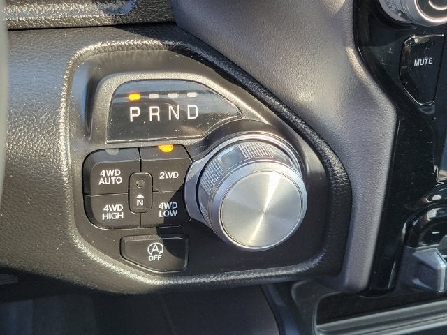 2024 RAM 1500 Laramie Crew Cab 4x4 5'7' Box