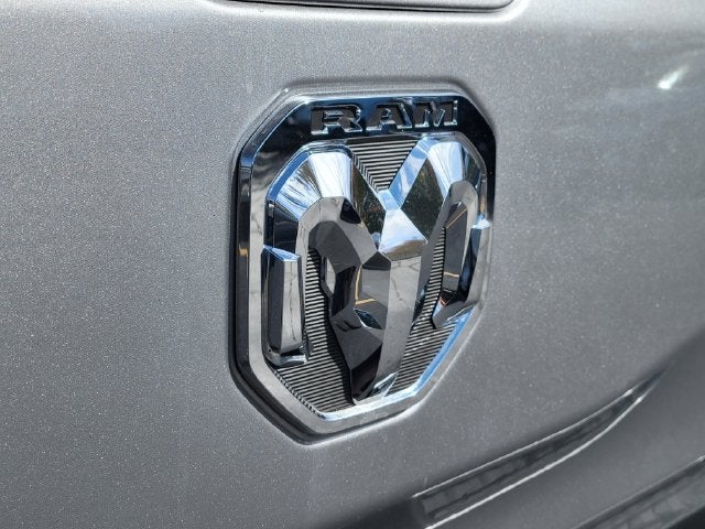 2024 RAM 1500 Laramie Crew Cab 4x4 5'7' Box