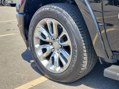 2021 RAM 1500 Laramie Crew Cab 4x4 5'7' Box
