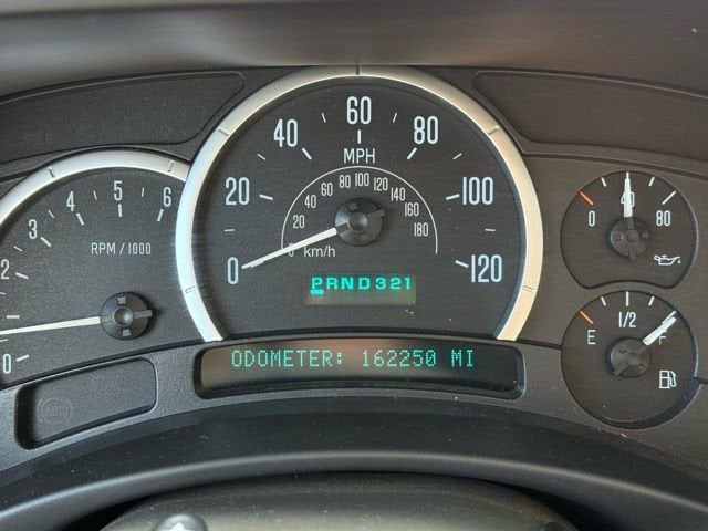 2004 Cadillac Escalade Standard