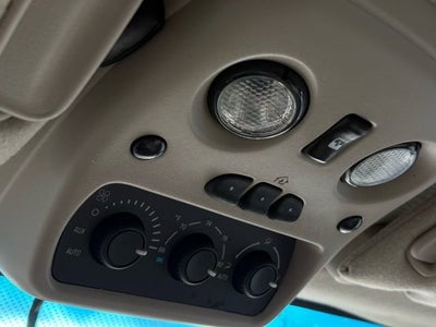 2004 Cadillac Escalade Standard