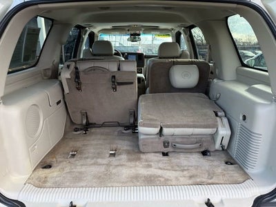 2004 Cadillac Escalade Standard