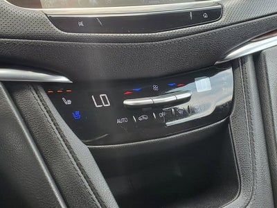 2024 Cadillac XT5 FWD Premium Luxury
