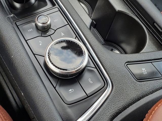 2024 Cadillac XT5 FWD Premium Luxury