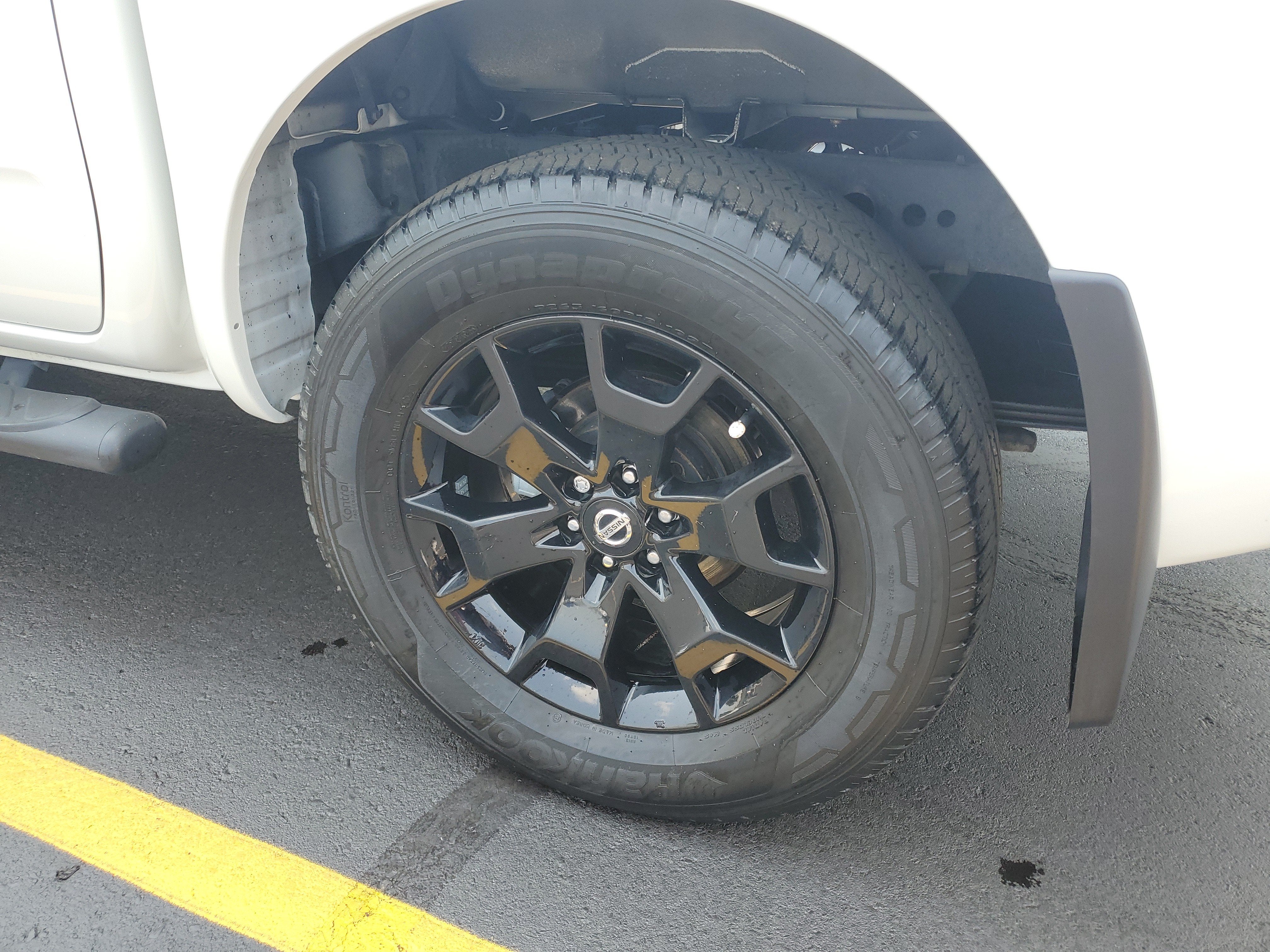 2021 Nissan Frontier Crew Cab SV 4x4