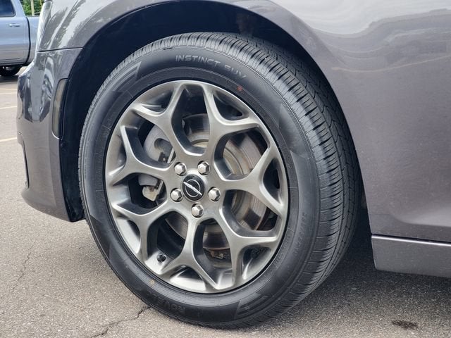 2016 Chrysler 300 300S
