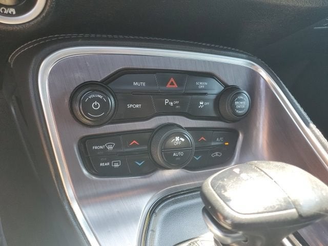 2018 Dodge Challenger SXT Plus