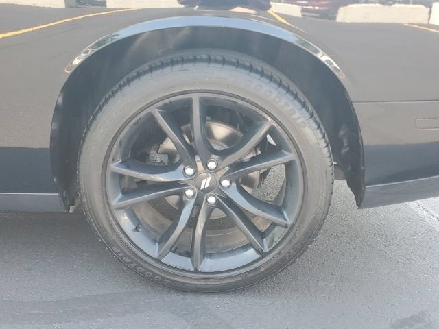 2018 Dodge Challenger SXT Plus