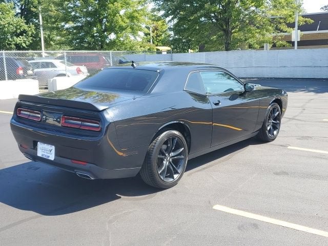 2018 Dodge Challenger SXT Plus