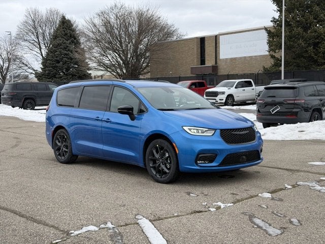 2026 Chrysler Pacifica PACIFICA SELECT