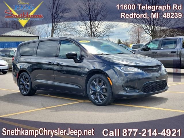 2019 Chrysler Pacifica Touring Plus