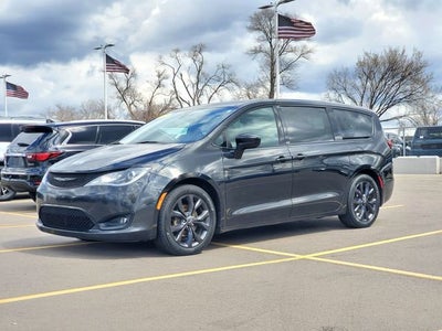 2019 Chrysler Pacifica Touring Plus