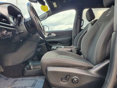 2019 Chrysler Pacifica Touring Plus