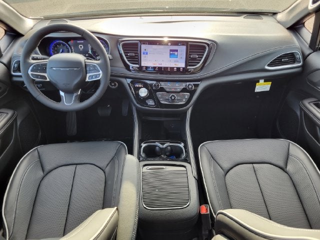 2027 Chrysler Pacifica PACIFICA LIMITED
