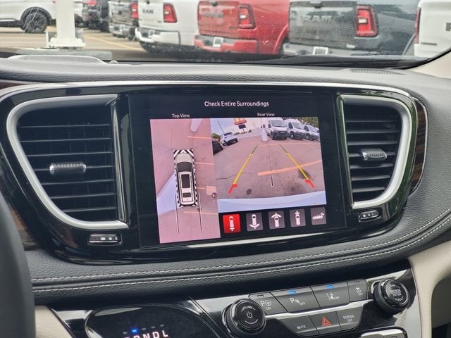 2022 Chrysler Pacifica Hybrid Limited