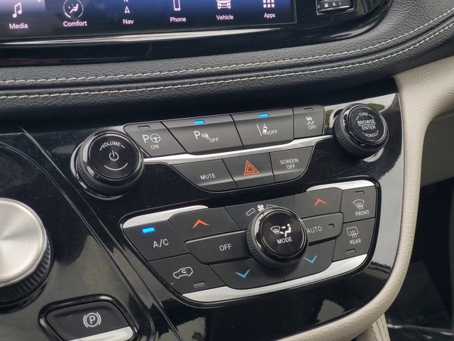 2022 Chrysler Pacifica Hybrid Limited