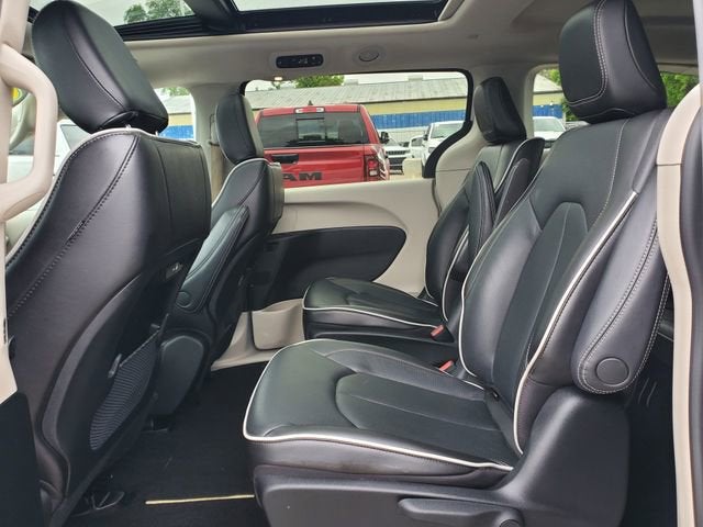2022 Chrysler Pacifica Hybrid Limited
