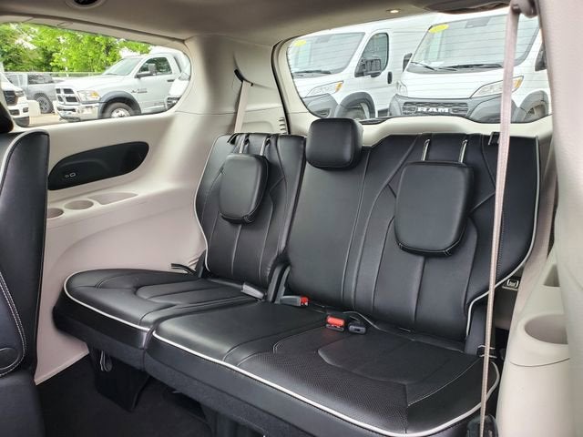 2022 Chrysler Pacifica Hybrid Limited