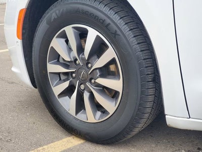 2022 Chrysler Pacifica Hybrid Limited