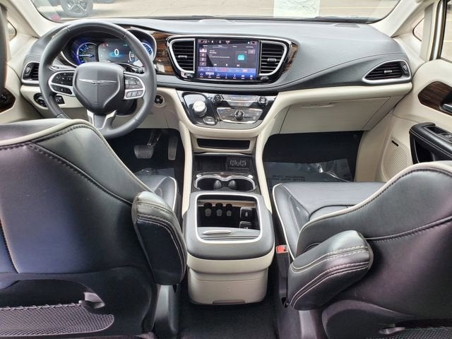 2022 Chrysler Pacifica Hybrid Limited